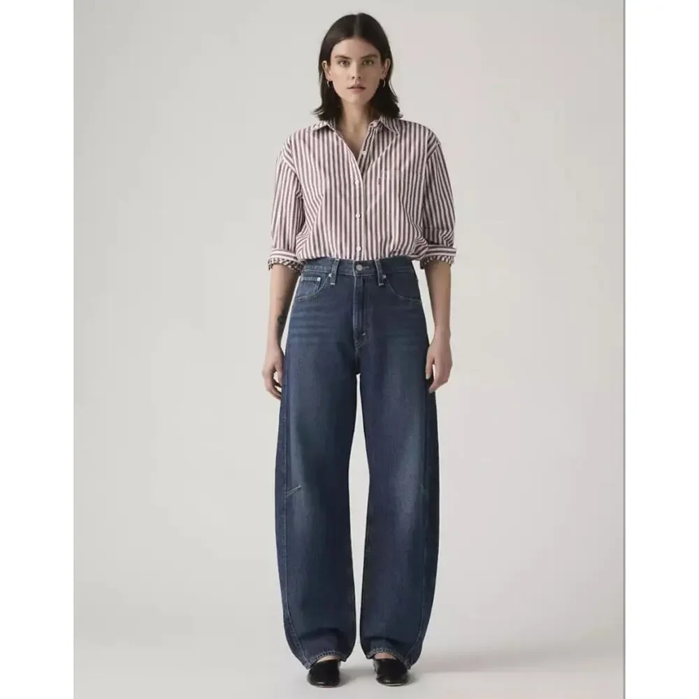 Levi's Cinch Barrel Jeans High Rise Color: Dark Wash Size: 25 x 31 (Size 2/ XS) - Picture 1 of 9